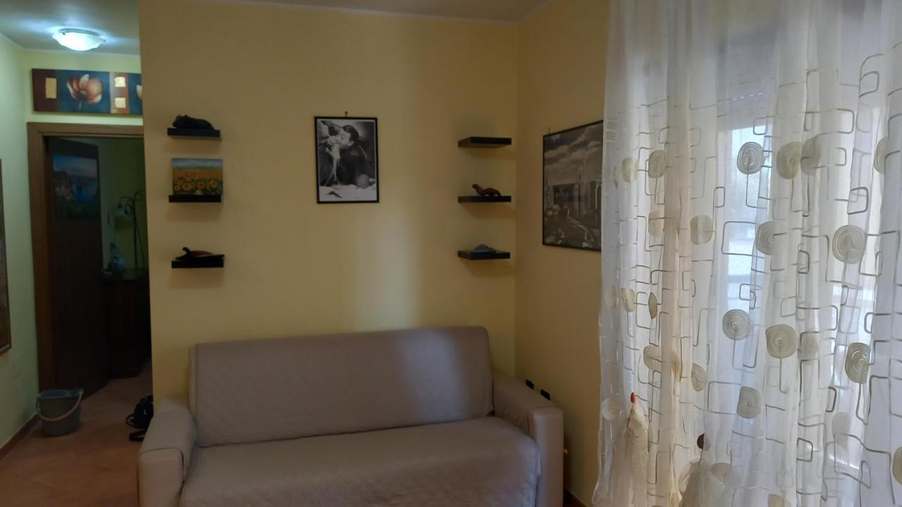 Domus Claudio Apartment Фиумичино Екстериор снимка
