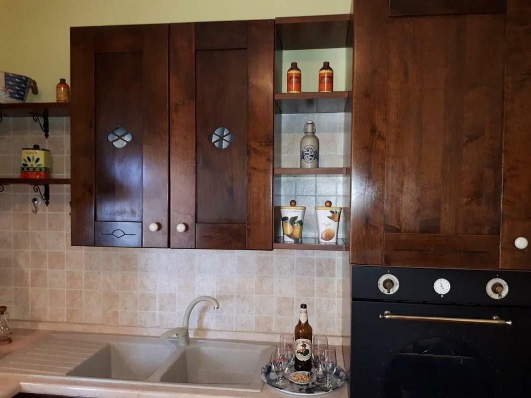 Domus Claudio Apartment Фиумичино Екстериор снимка