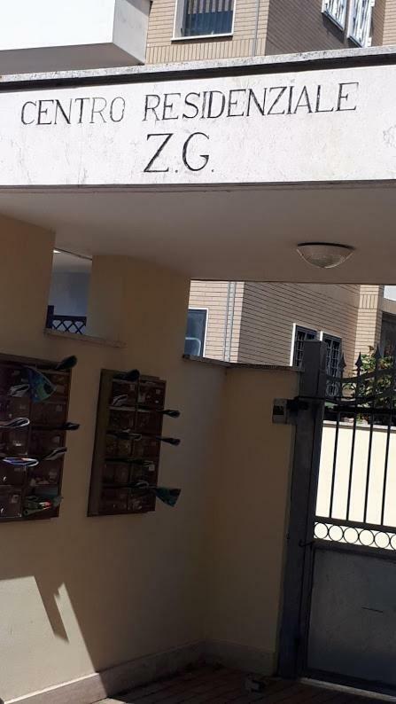 Domus Claudio Apartment Фиумичино Екстериор снимка